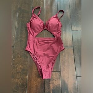 NWT Shade & Shore Swimsuit Small
